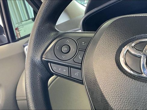 Used 2026 Toyota Corolla Cross L FWD image 8