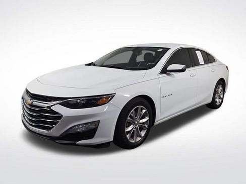 Used 2019 Chevrolet Malibu LT FWD image 2