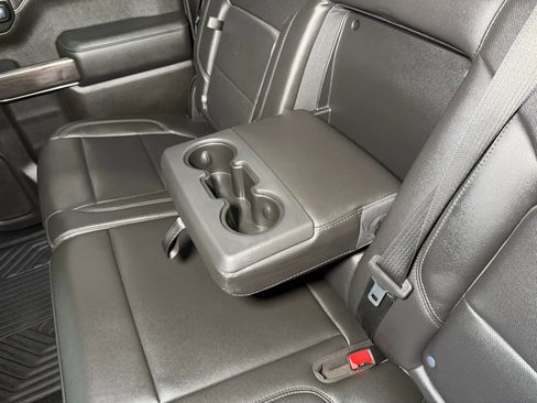 Used 2020 Chevrolet Silverado 1500 LTZ image 23