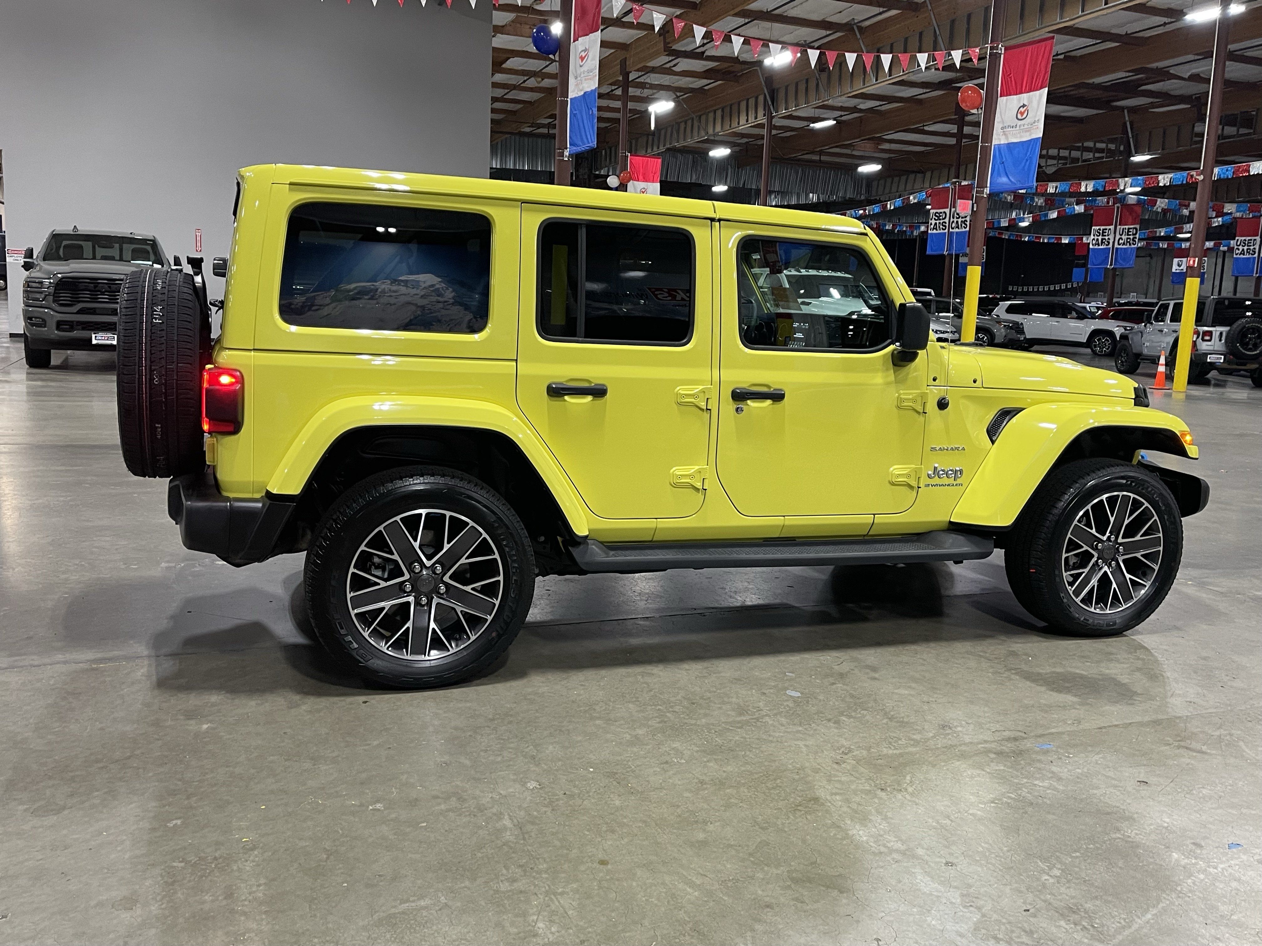 Certified 2023 Jeep Wrangler Unlimited Sahara w/ Cold Weather Group AWD/4WD image 6