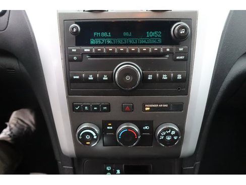 Used 2011 Chevrolet Traverse LT w/ Personal Connectivity Package image 13