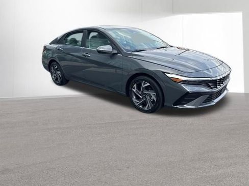 New 2026 Hyundai Elantra Limited image 11