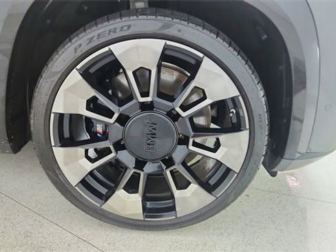 Used 2023 BMW XM image 62