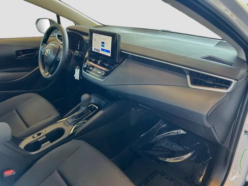 Used 2026 Toyota Corolla LE FWD image 28