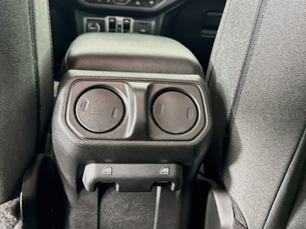 Used 2024 Jeep Gladiator Sport AWD/4WD image 23