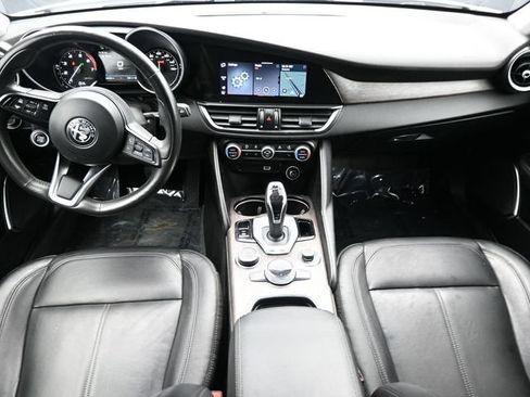 Used 2021 Alfa Romeo Giulia Ti w/ Nero Edizione RWD image 12