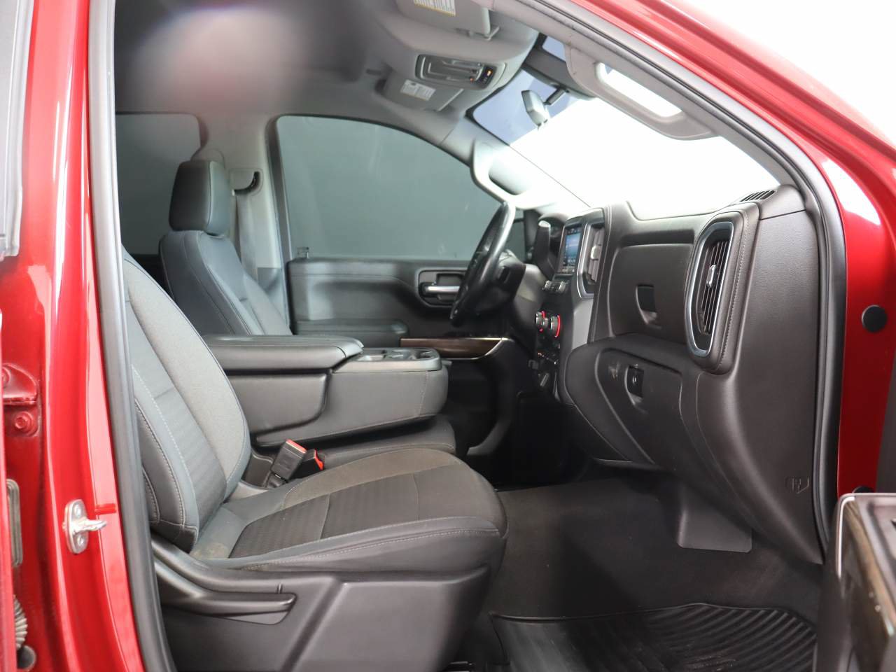 Used 2019 Chevrolet Silverado 1500 RST w/ All-Star Edition AWD/4WD image 18