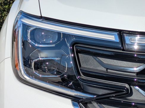 New 2026 Volkswagen Atlas SEL Premium R-Line AWD/4WD image 10