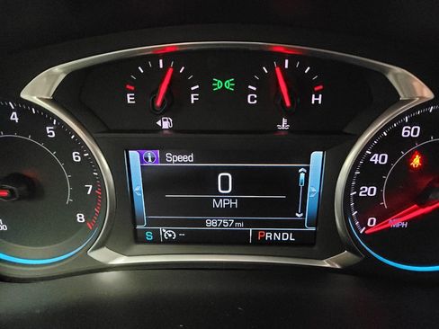 Used 2019 Chevrolet Traverse LT w/ LT Premium Package AWD/4WD image 23
