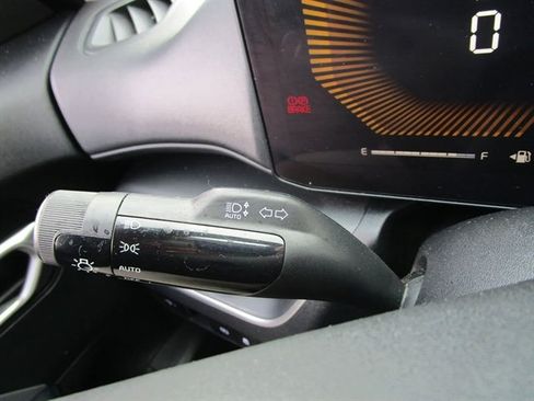 Used 2025 Kia K4 LX image 28