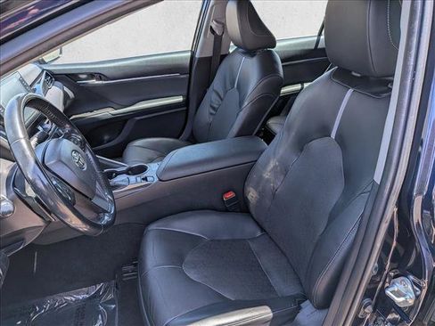 Used 2022 Toyota Camry XSE FWD image 17