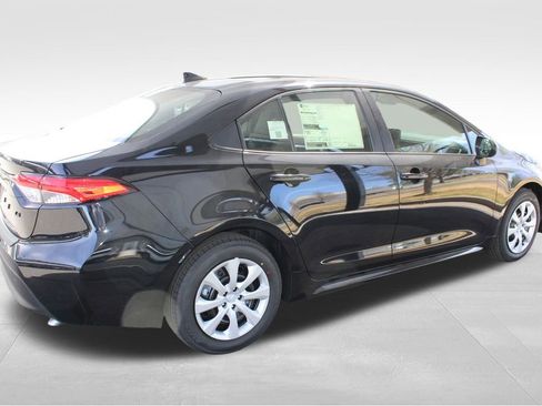 New 2026 Toyota Corolla LE FWD image 13