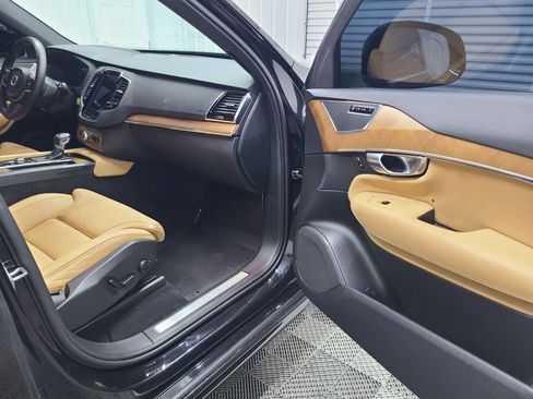 Used 2018 Volvo XC90 T6 Inscription w/ Convenience Package AWD/4WD image 40