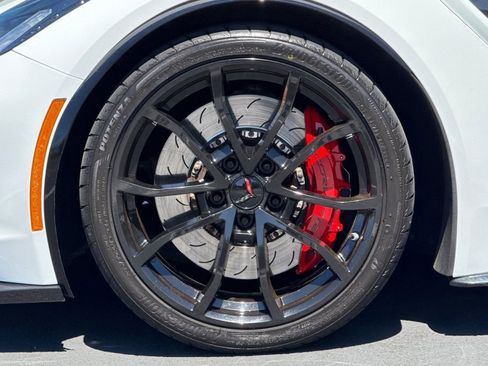 Used 2017 Chevrolet Corvette Grand Sport RWD image 15