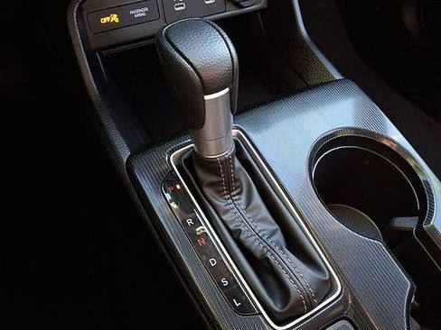 Certified 2025 Honda Civic LX image 17