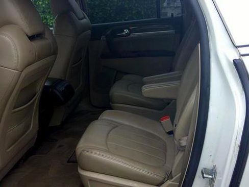 Used 2008 Buick Enclave CXL w/ Entertainment Package #3 image 9