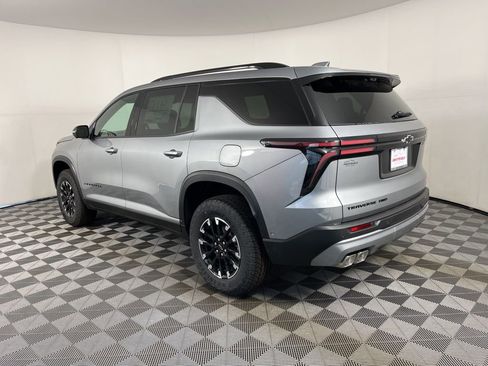 New 2026 Chevrolet Traverse Z71 w/ Enhanced Driving Package image 3