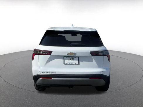 Used 2025 Chevrolet Equinox LT image 12