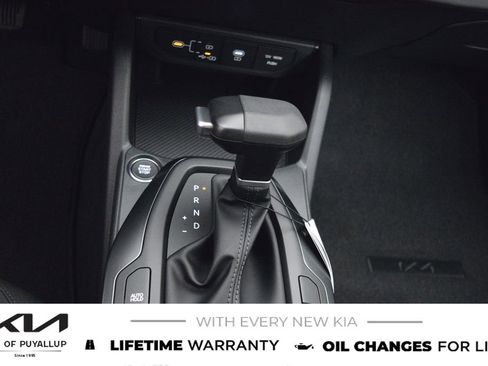 New 2026 Kia K4 FWD image 24