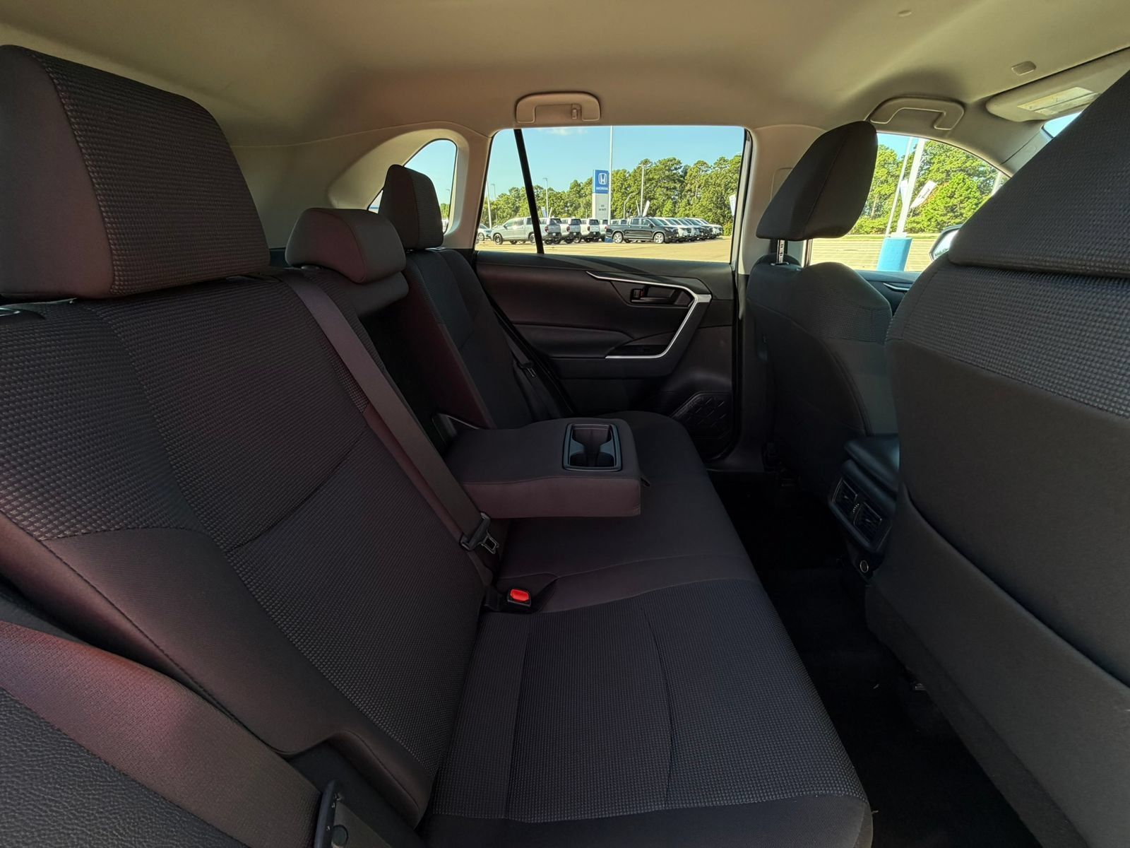 Used 2025 Toyota RAV4 LE FWD image 29