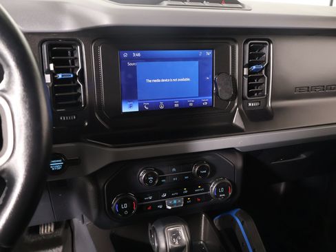 Certified 2023 Ford Bronco Black Diamond AWD/4WD image 5