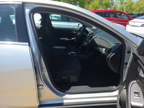 Used 2020 Chevrolet Malibu LS w/ LPO, Convenience Package 2 image 15