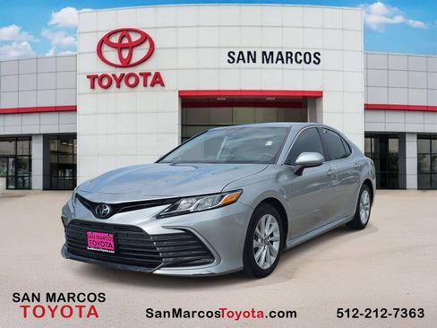 Used 2021 Toyota Camry LE FWD image 1