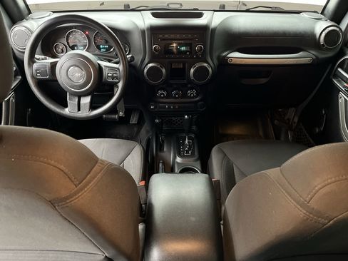 Used 2016 Jeep Wrangler Unlimited Sport AWD/4WD image 4