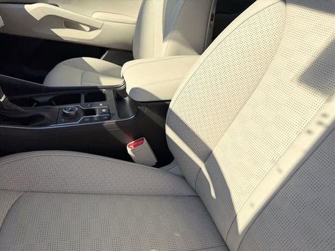 New 2026 Kia Sorento S AWD/4WD image 13