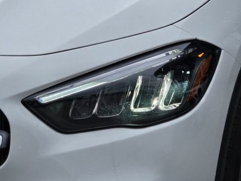 Certified 2025 Mercedes-Benz GLA 250 4MATIC image 38