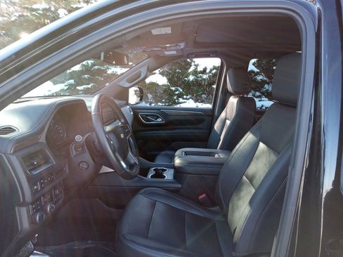 Used 2021 Chevrolet Tahoe LT w/ LT Signature Package AWD/4WD image 10