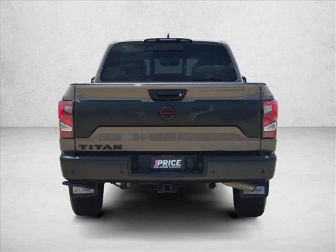 Used 2023 Nissan Titan PRO-4X w/ Pro-4x Convenience Package AWD/4WD image 6