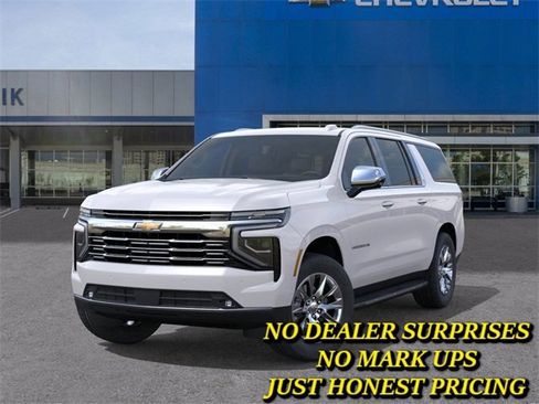 New 2025 Chevrolet Suburban Premier image 6