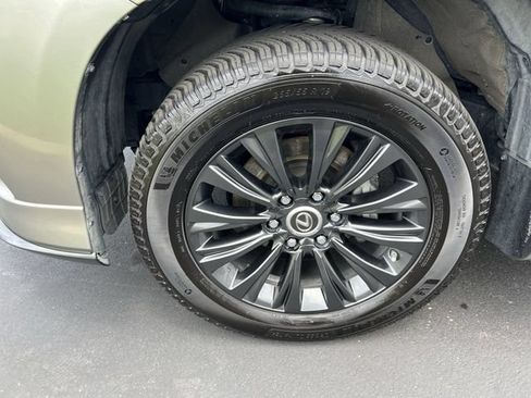 Certified 2023 Lexus GX 460 Luxury w/ Sport Design Package AWD/4WD image 8