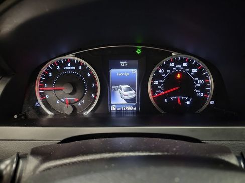 Used 2015 Toyota Camry XSE w/ Advanced Technology Package FWD image 25