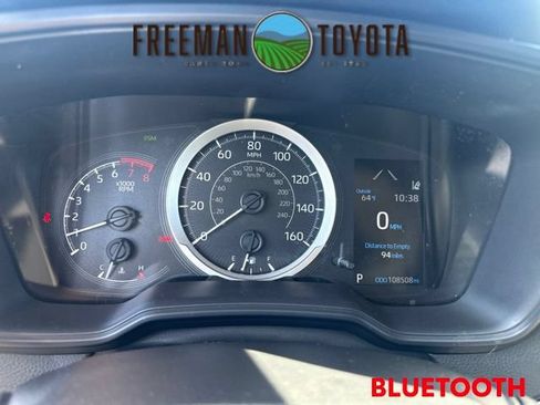 Used 2021 Toyota Corolla LE w/ LE Convenience Package FWD image 8