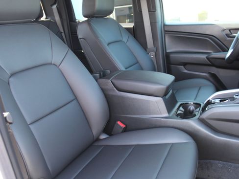 New 2026 Chevrolet Colorado Trail Boss AWD/4WD image 15