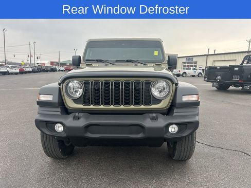 Used 2025 Jeep Wrangler Sport S image 6