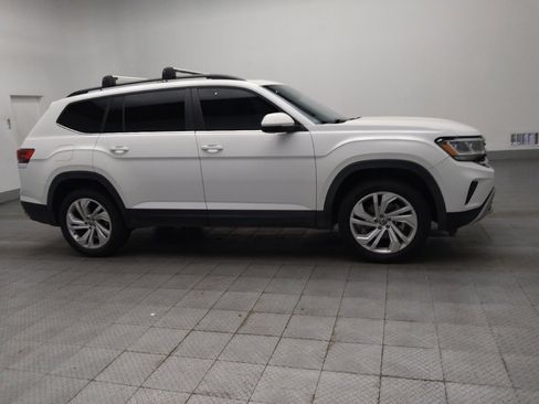 Used 2021 Volkswagen Atlas SE w/ Panoramic Sunroof Package image 11