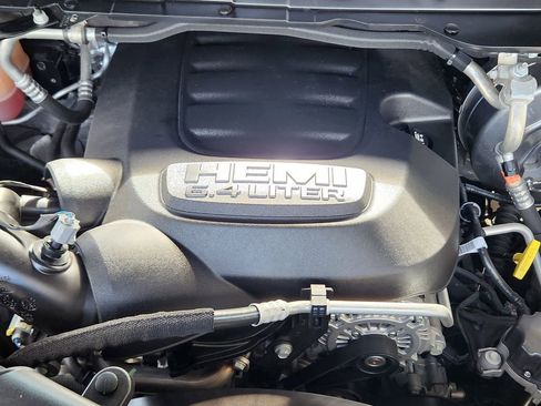 Used 2024 RAM 2500 Big Horn w/ Bed Utility Group image 16