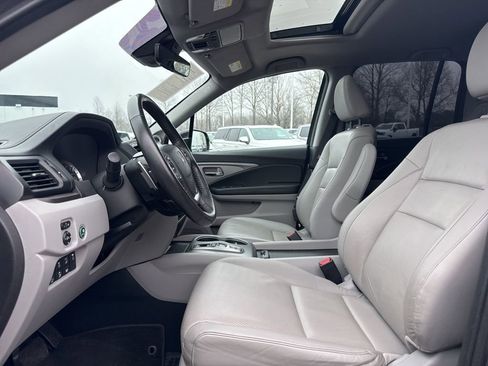 Used 2023 Honda Ridgeline RTL-E image 9