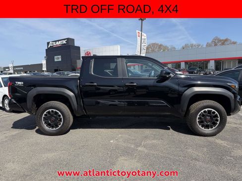 Used 2024 Toyota Tacoma TRD Off-Road AWD/4WD image 35