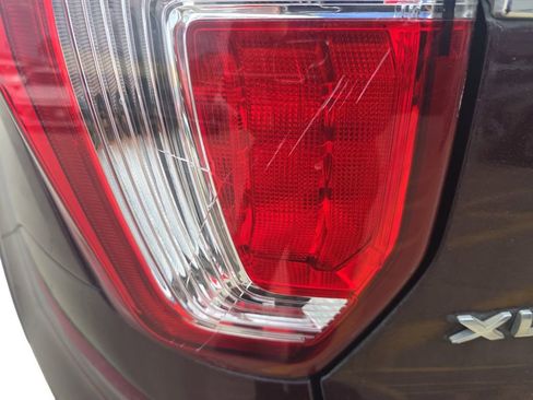 Used 2018 Ford Explorer XLT w/ Equipment Group 201A image 19