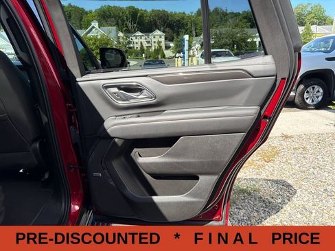 Used 2023 GMC Yukon AT4 w/ AT4 Premium Package AWD/4WD image 48