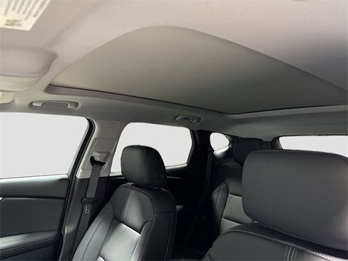 New 2026 Chevrolet Blazer LT image 24