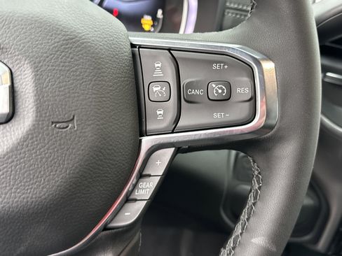 New 2026 RAM 2500 Laramie AWD/4WD image 10