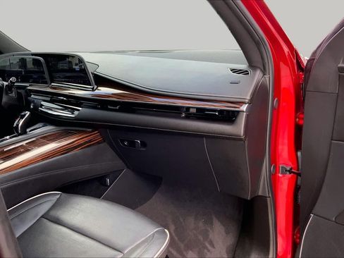 Used 2024 Cadillac Escalade Premium Luxury RWD image 19
