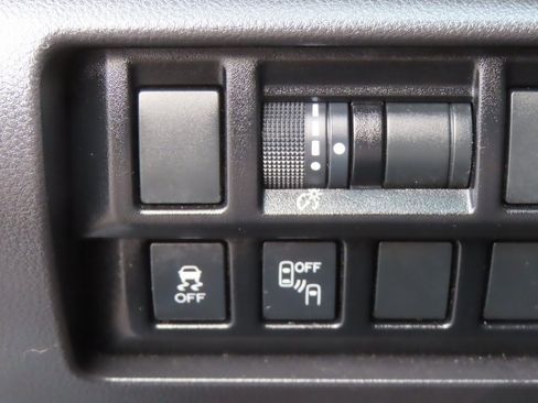 Used 2023 Subaru Impreza 2.0i Sport image 23