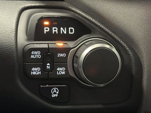 Used 2025 RAM 1500 Big Horn AWD/4WD image 18