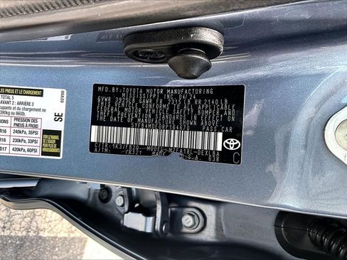 Used 2024 Toyota Corolla LE FWD image 36